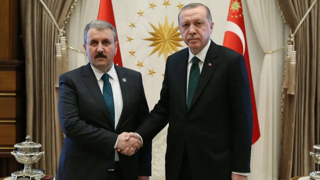 Cumhurbaşkanı Erdoğan'dan Mustafa Destici'ye tebrik