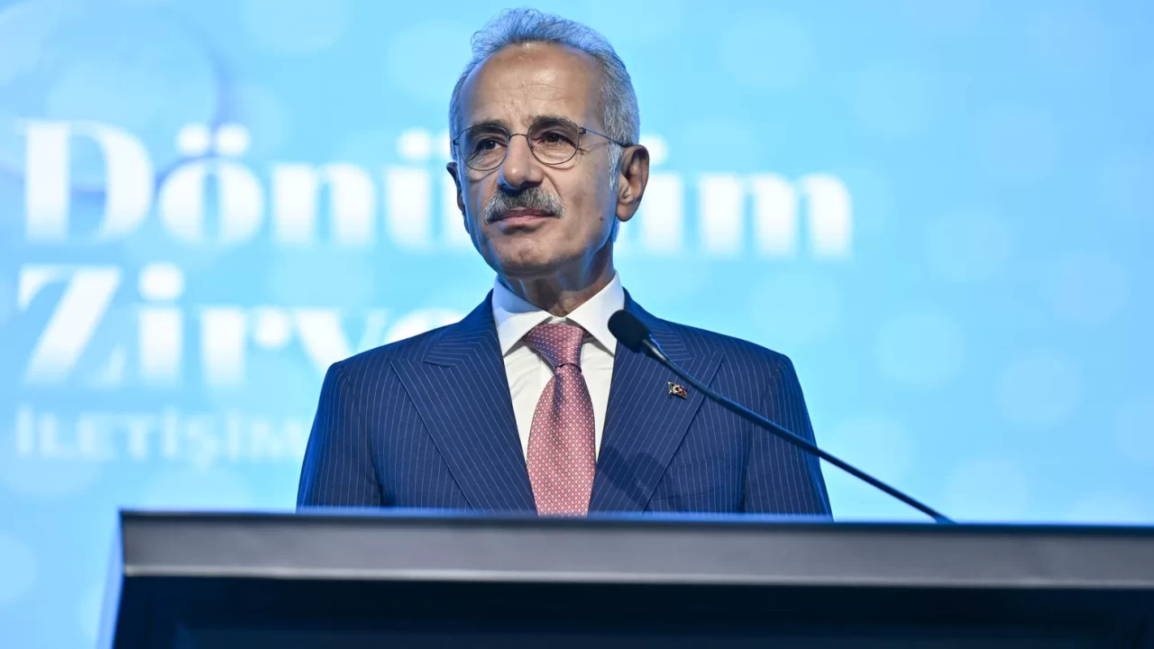 Bakan Oraloğlu Dünya Dijital Dönüşüm Zirvesi'nde açıkladı: 5G abone sayısı 42 milyona ulaştı!