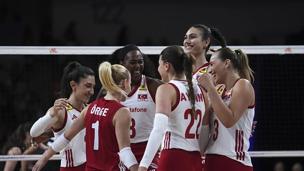 A Milli Kadın Voleybol Takımı, Belçika’ya set vermedi!