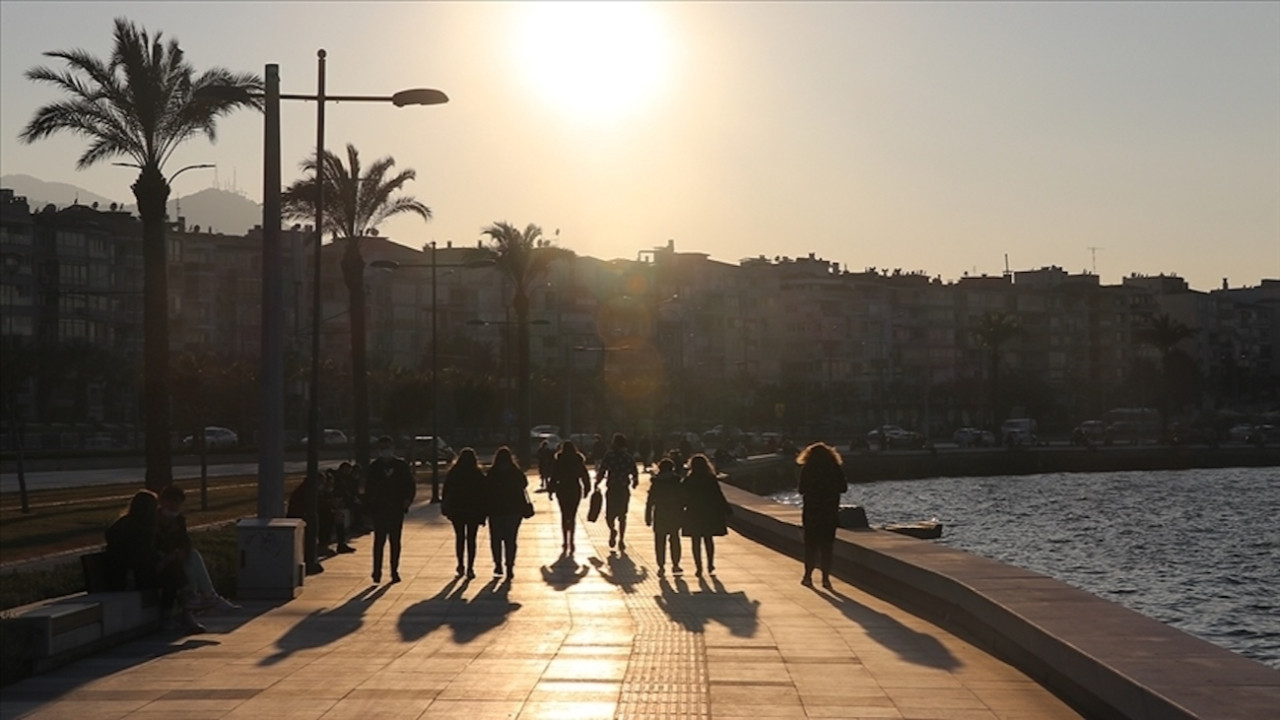 AKOM uyardı: İstanbul'da sıcaklık 33 dereceye çıkacak