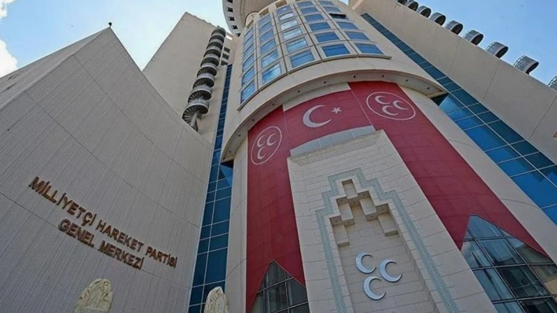 MHP Manisa İl Teşkilatı feshedildi: Yeni isim belli oldu