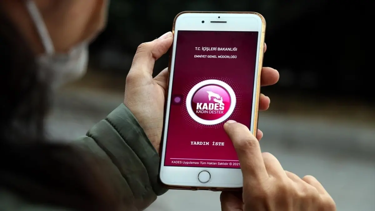 Kadınlar tek tıkla devlete ulaşıyor: KADES indirilme sayısı 10 milyona yaklaştı