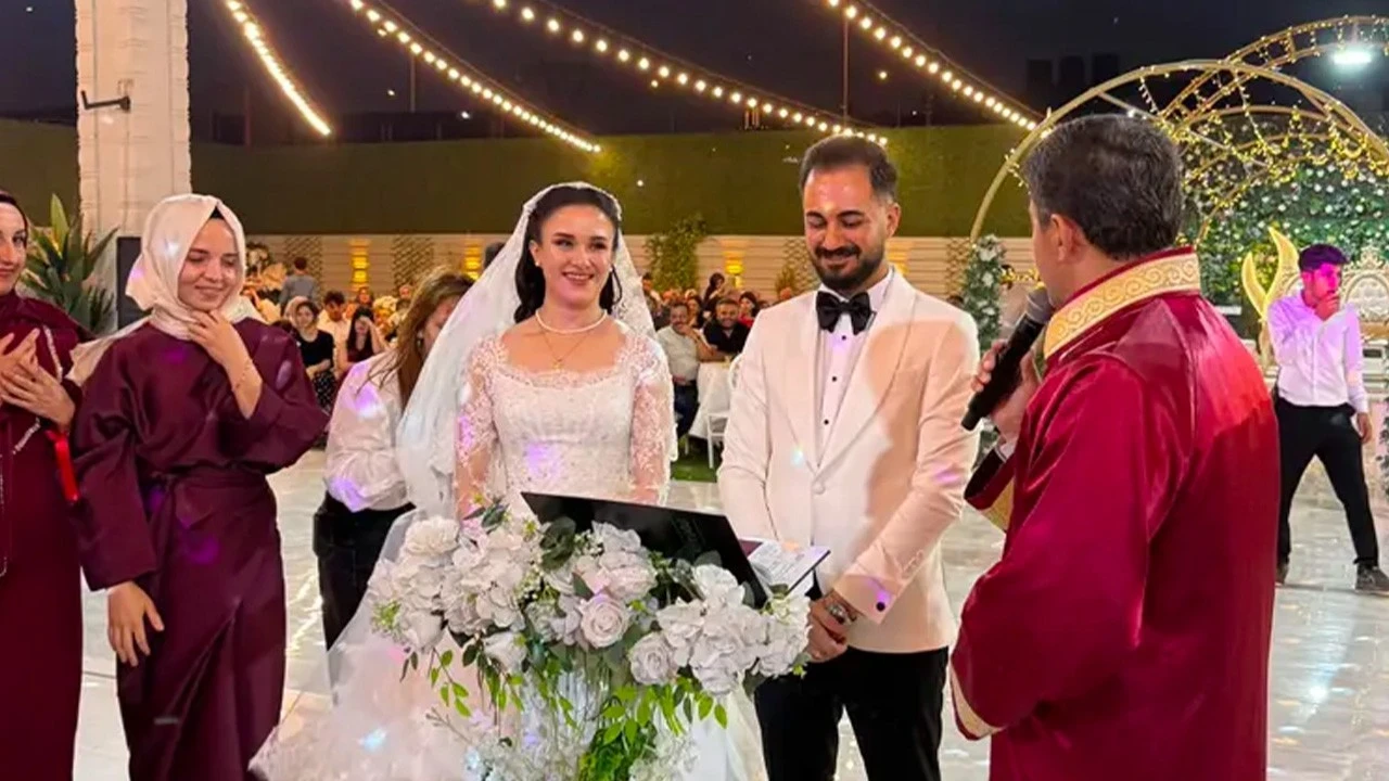 Takı töreninde herkes şaşkına döndü! Damada altın yerine bakın ne takıldı