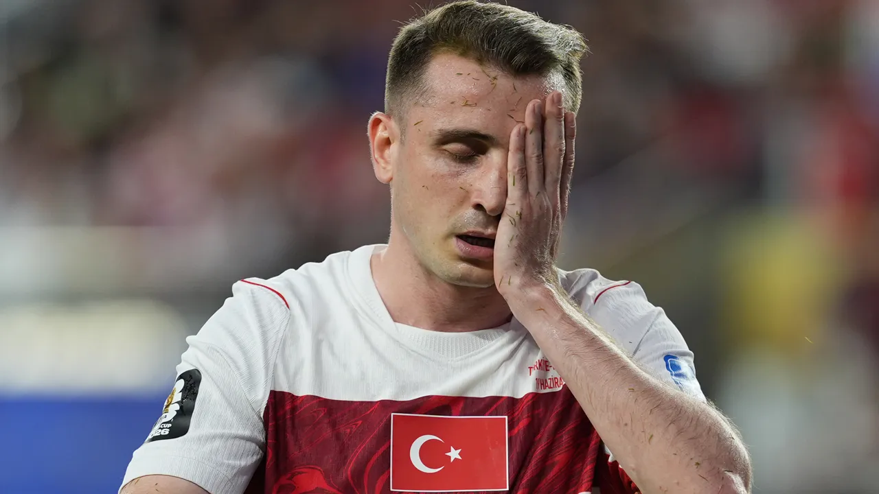 Bir özür de Kerem Aktürkoğlu'ndan: Eleştirileceğiz, ders çıkaracağız!