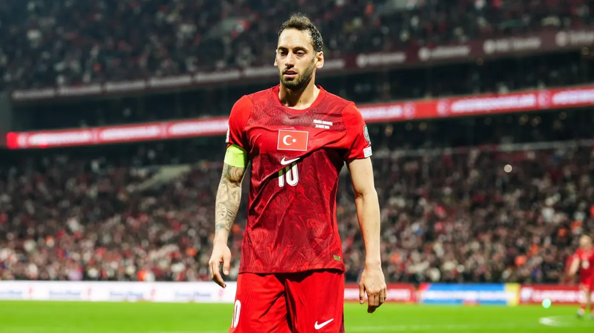 Çalhanoğlu dokunulmaz