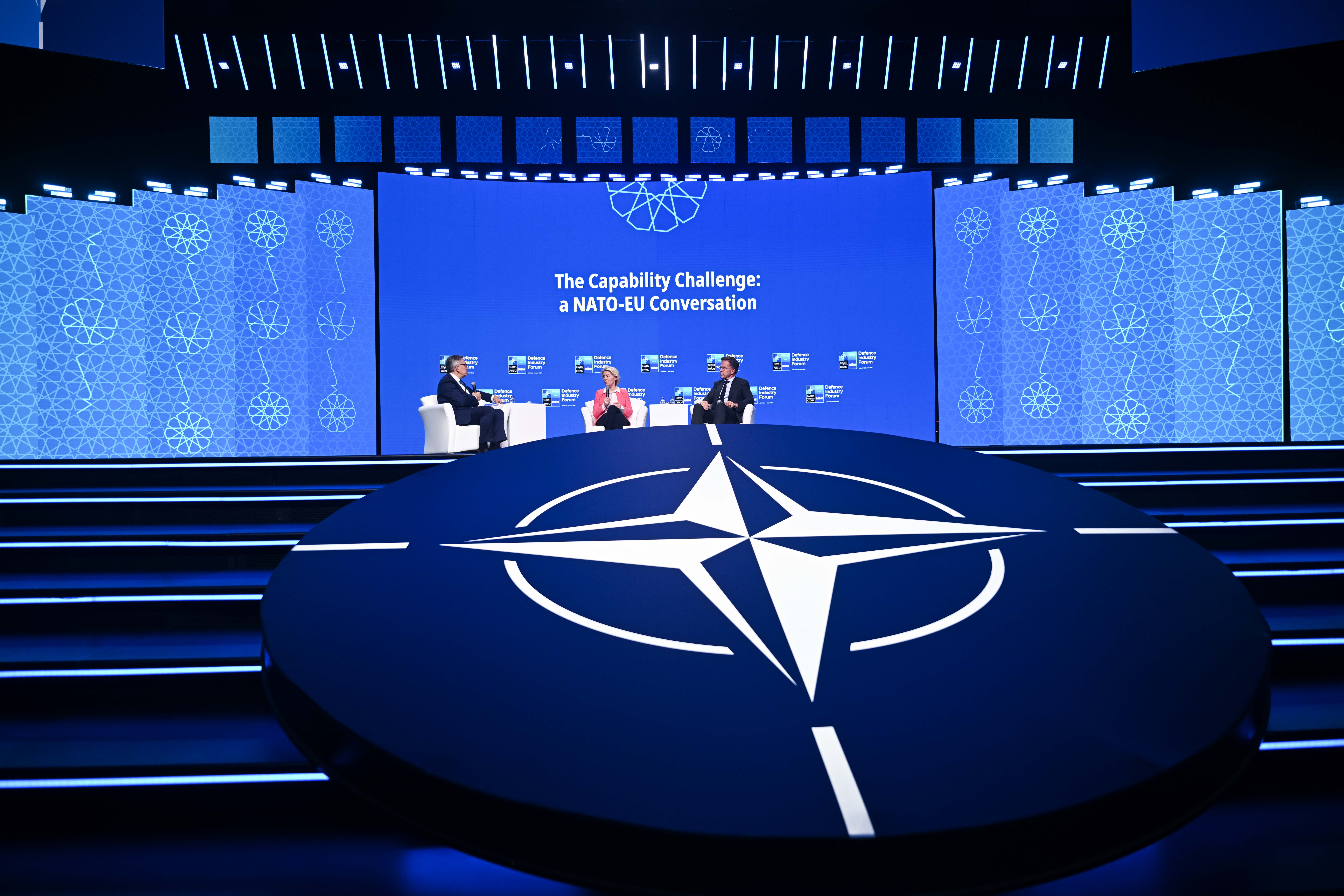 Ankara'da AB ve NATO'dan "birlik" mesajı