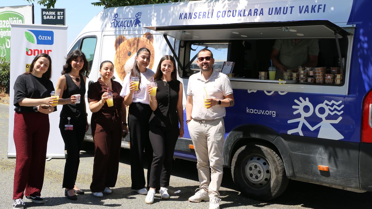 Özen Grup & Kaçuv İş Birliği İle ‘Umut Kafe’ Projesini Hayata Geçirdi