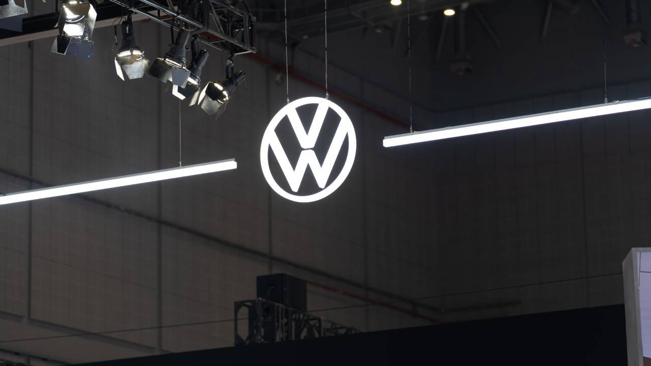 Volkswagen’den 7,4 milyar dolarlık dev satış