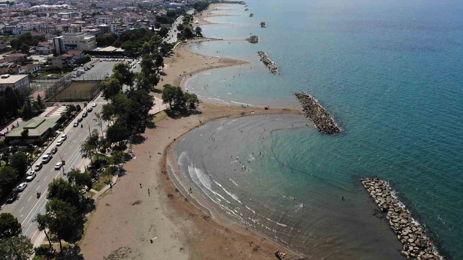 O ilimizde denize girmek 2 günlüğüne yasaklandı