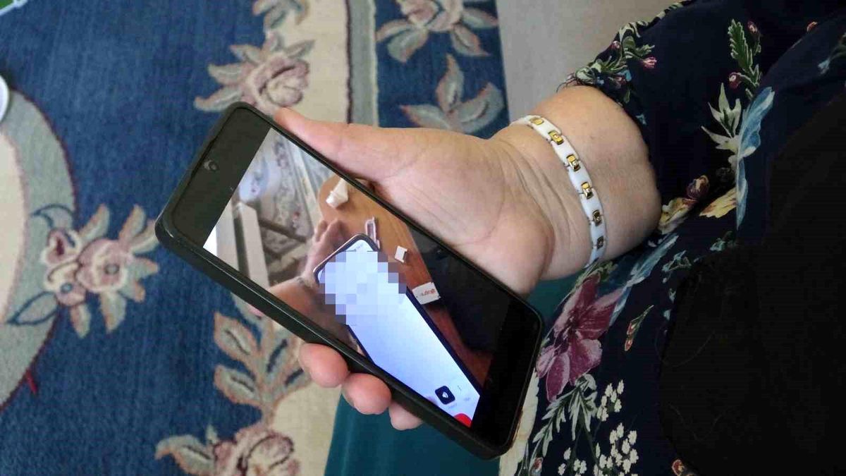 Annesini telefonda konuşurken gördü dolandırıcıların planını bozdu