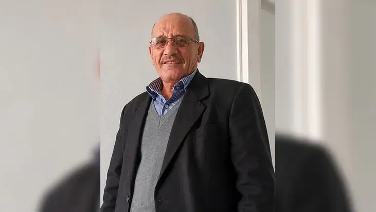 Evinin önünde kabusu yaşadı! Gördüğü arı hayatına mal oldu