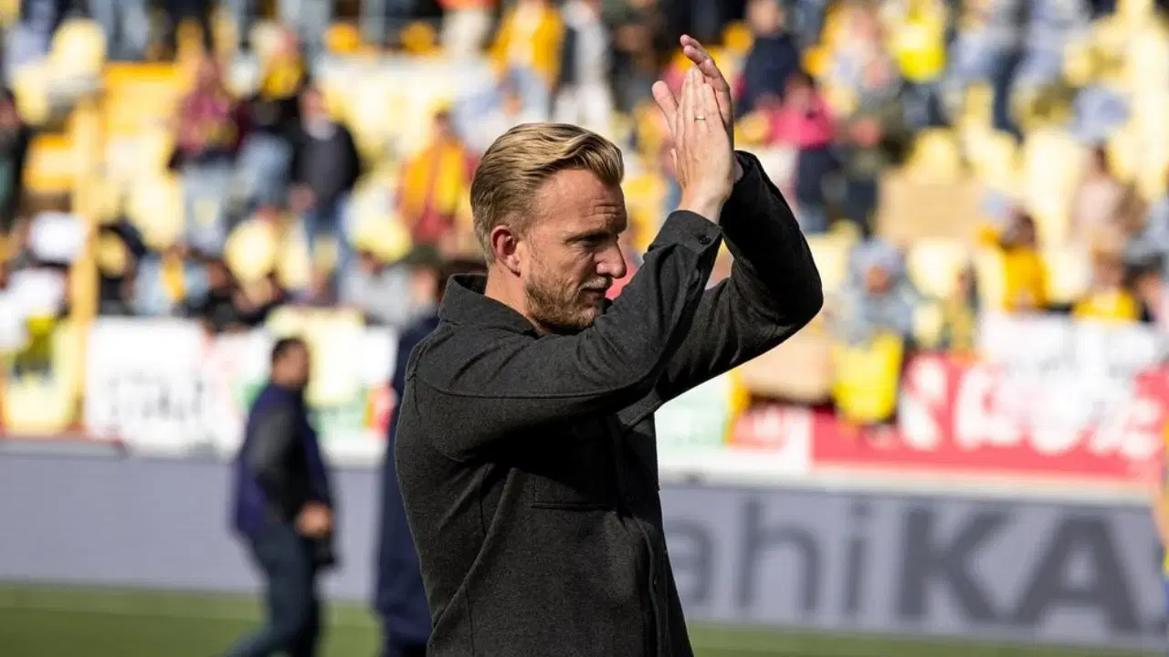 Dirk Kuyt'ın kulübünden açıklama: 'Fenerbahçe ile görüşebileceğini söylemiştik ama...'