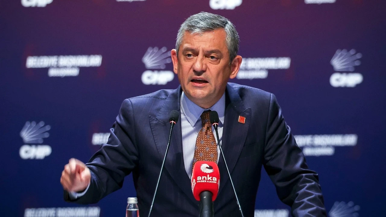 Özgür Özel: Suçumuz Adalet ve Kalkınma Partisi'ni 24 yıl sonra yenmiş olmak