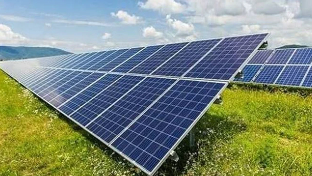 Gündüz elektrik bedava oldu: Avustralya'da güneş paneli devrimi