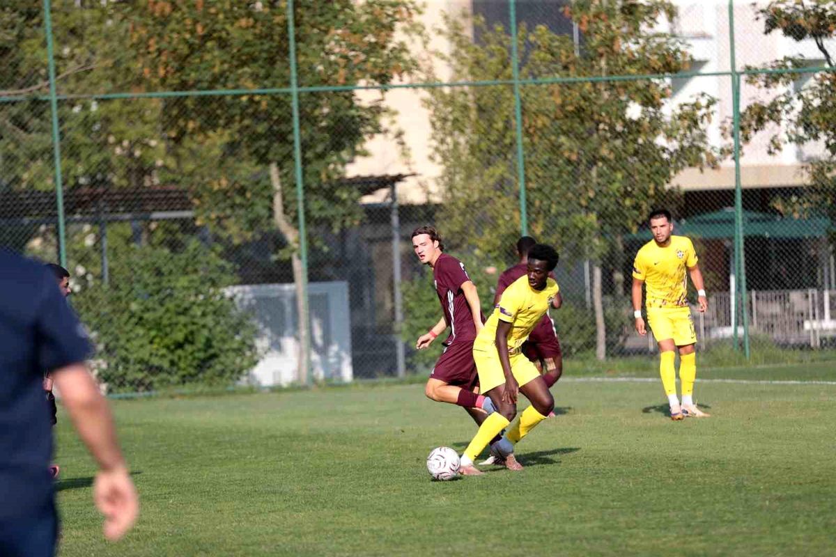 Hazırlık maçı: Eyüpspor 1 Bandırmaspor 1