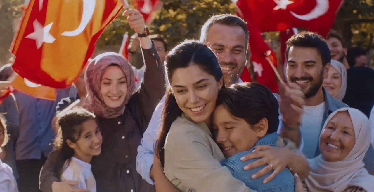 Halkbank'tan 15 Temmuz'a Özel Reklam Filmi: "İrade Bizim, Zafer Bizim"