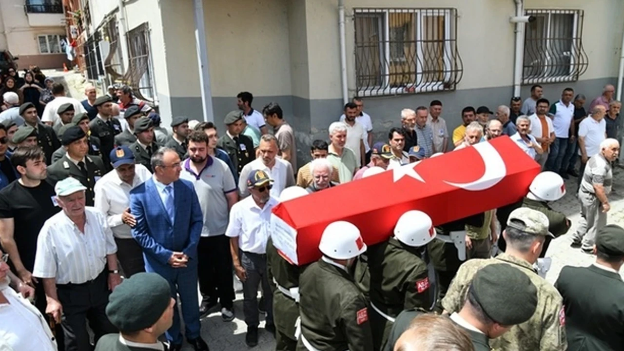 Kıbrıs Gazisi İbrahim Bahçeli son yolculuğuna uğurlandı