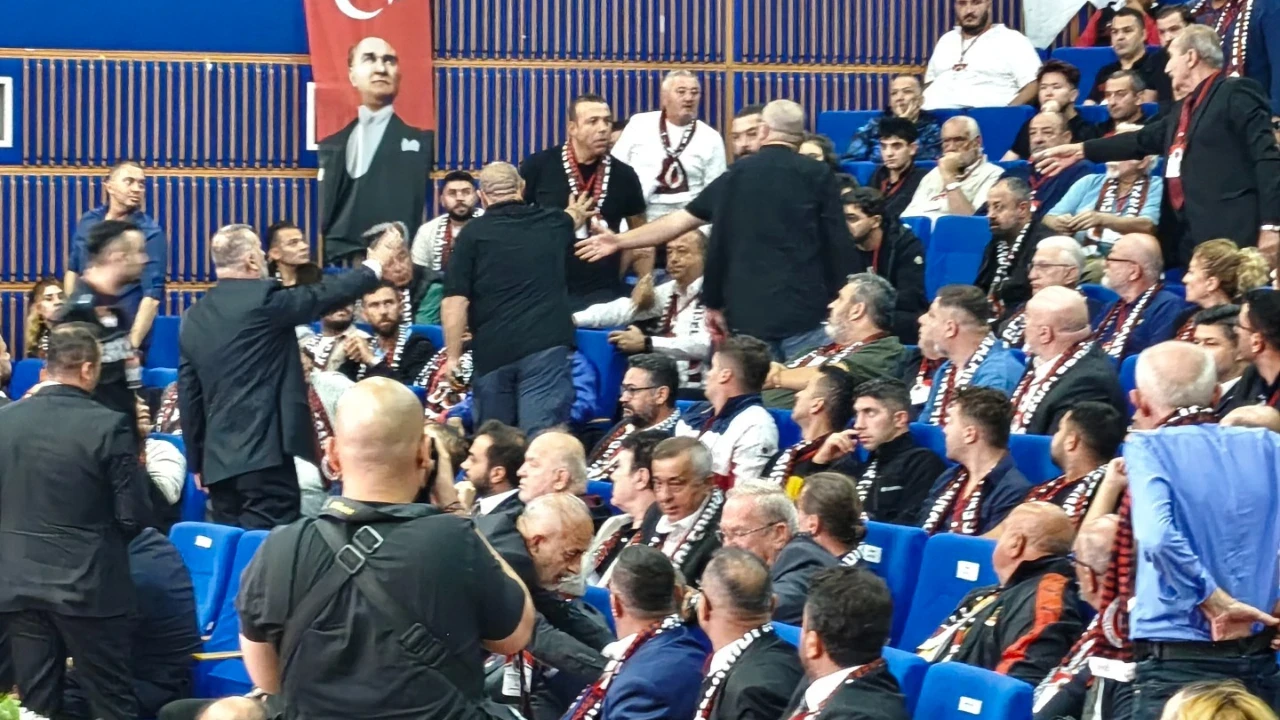 Gençlerbirliği genel kurulunda ortalık karıştı