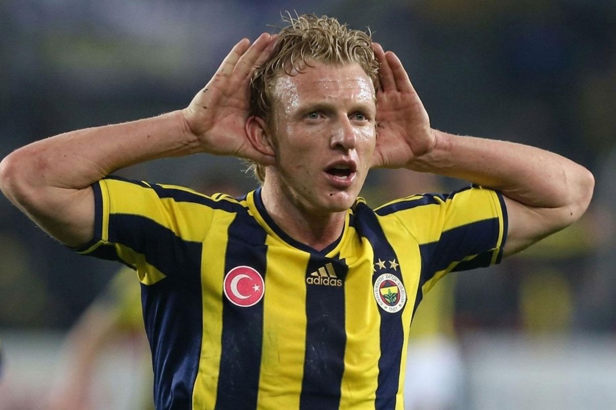 Dirk Kuyt'ı açıklayan Fenerbahçe'ye dakikalar sonra kötü haber