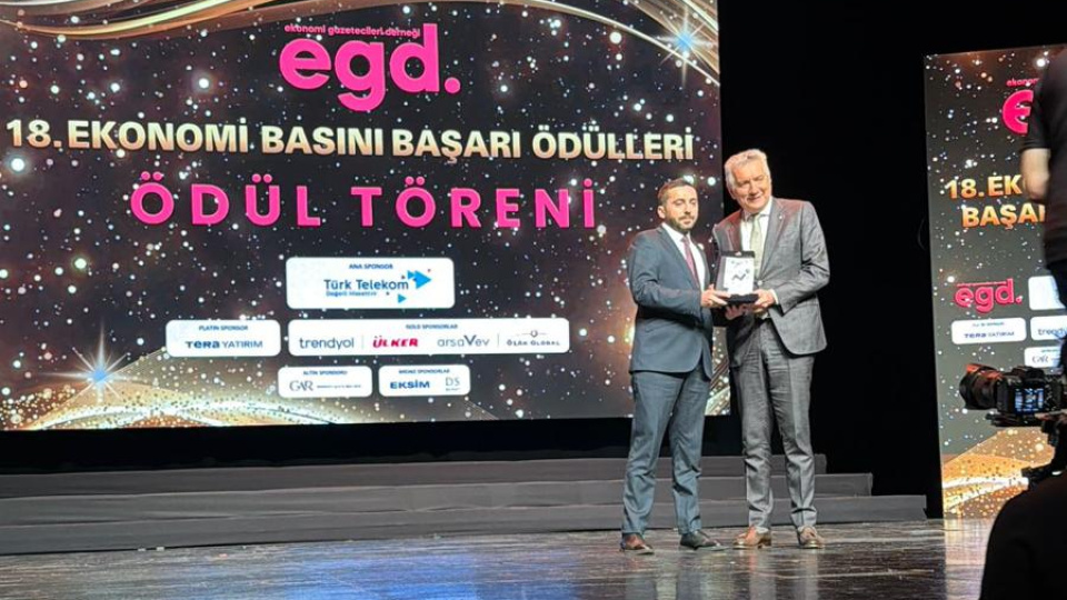 Yılın haberi ödülünü Habertürk Editörü Ahmet Hamdi Girgin kazandı