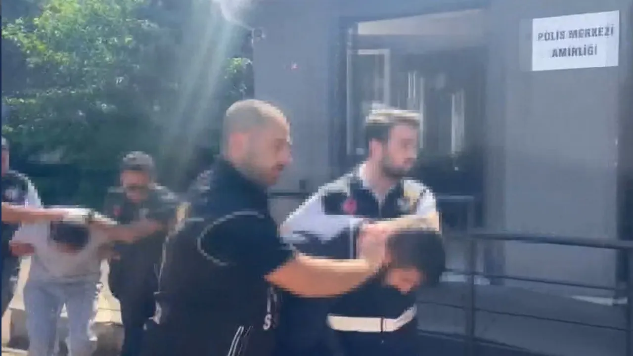 Çalıntı motordan ‘kurşunlama’ planı çıktı! 2 şüpheli yakalandı
