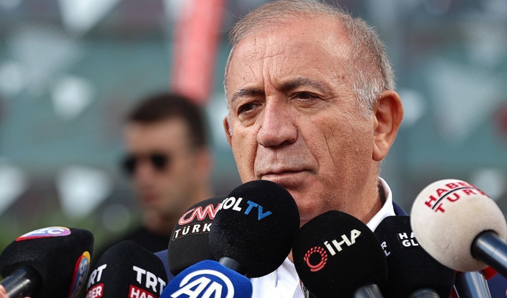 Figüran skandalında yeni perde: Gürsel Tekin hakkında suç duyurusu