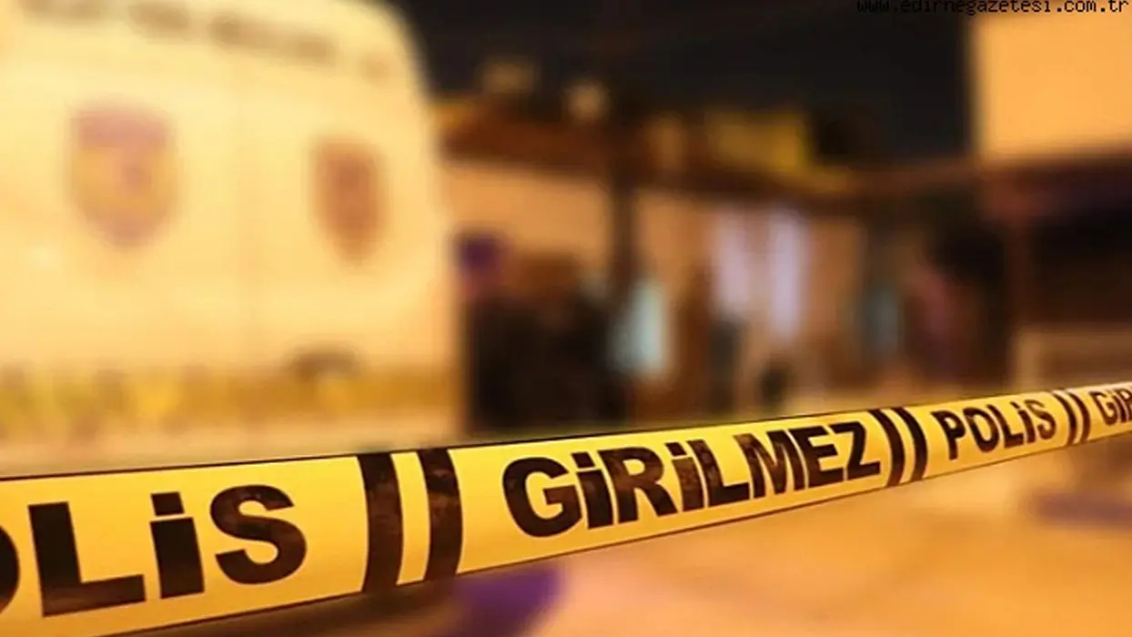 İstanbul'da bıçaklı dehşet! Polis havaya ateş açtı