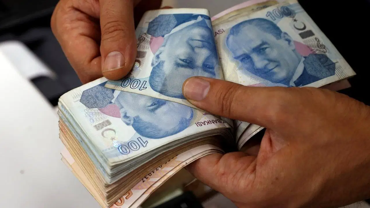 Milyonlarca çalışanın gözü temmuz ayındaydı: Asgari ücrete ara zam bekleyenlere kötü haber