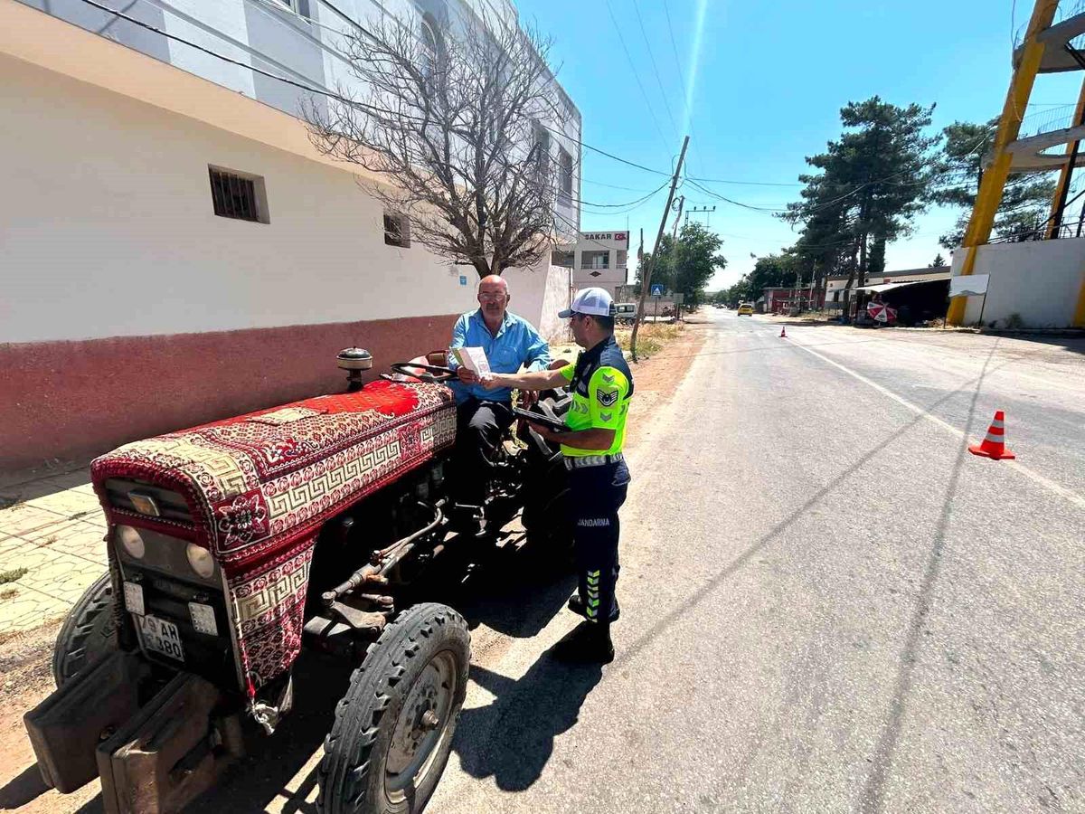 Tarım sezonunun başlamasıyla traktörler denetlendi