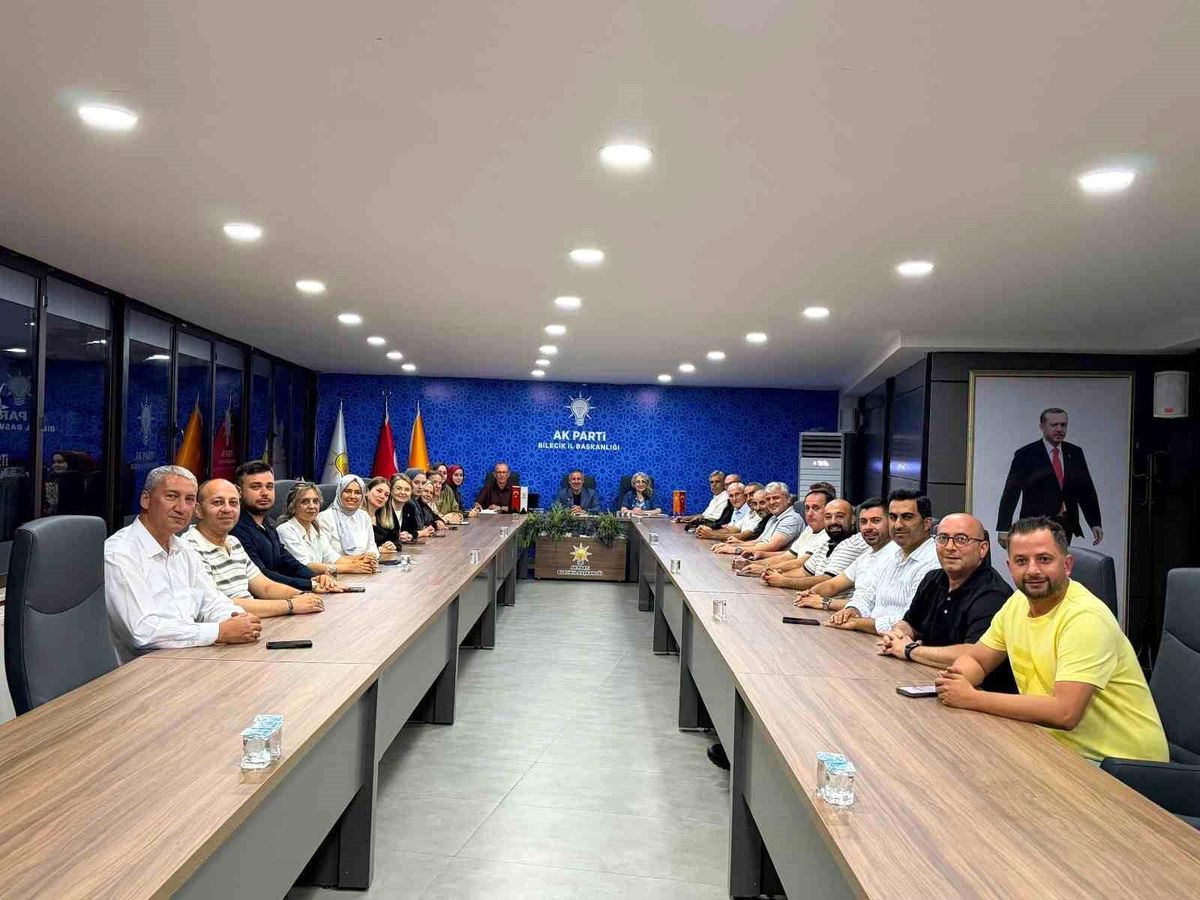 15 Temmuz hazırlıkları AK Parti'de masaya yatırıldı