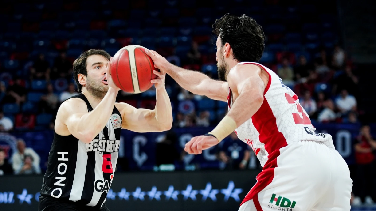 Beşiktaş, Bahçeşehir karşısında seriyi son maça taşıdı