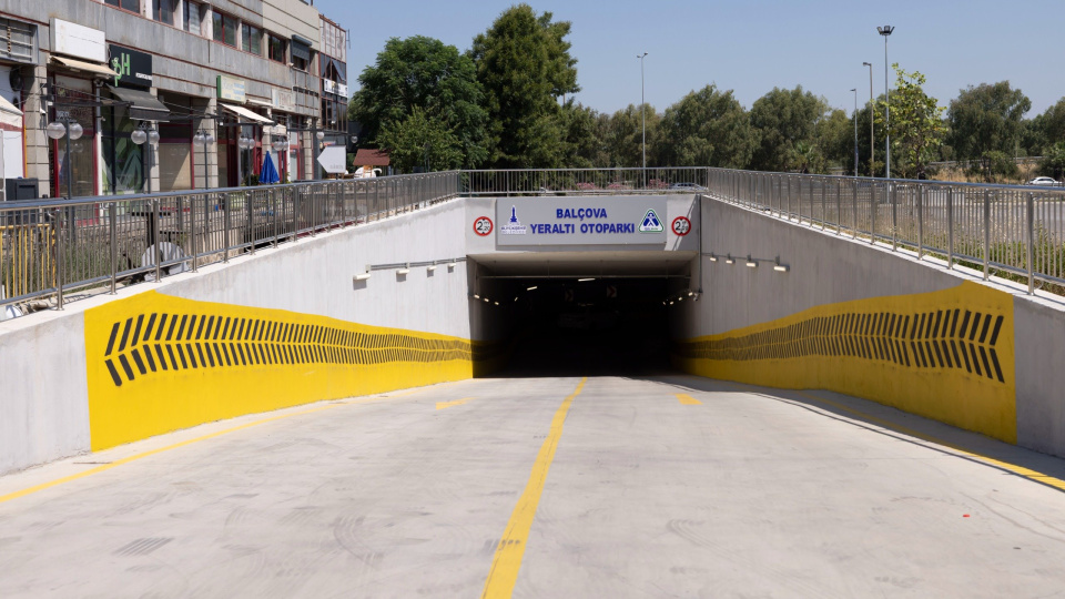 Balçova'nın otopark sorununa metro entegreli yeraltı çözümü