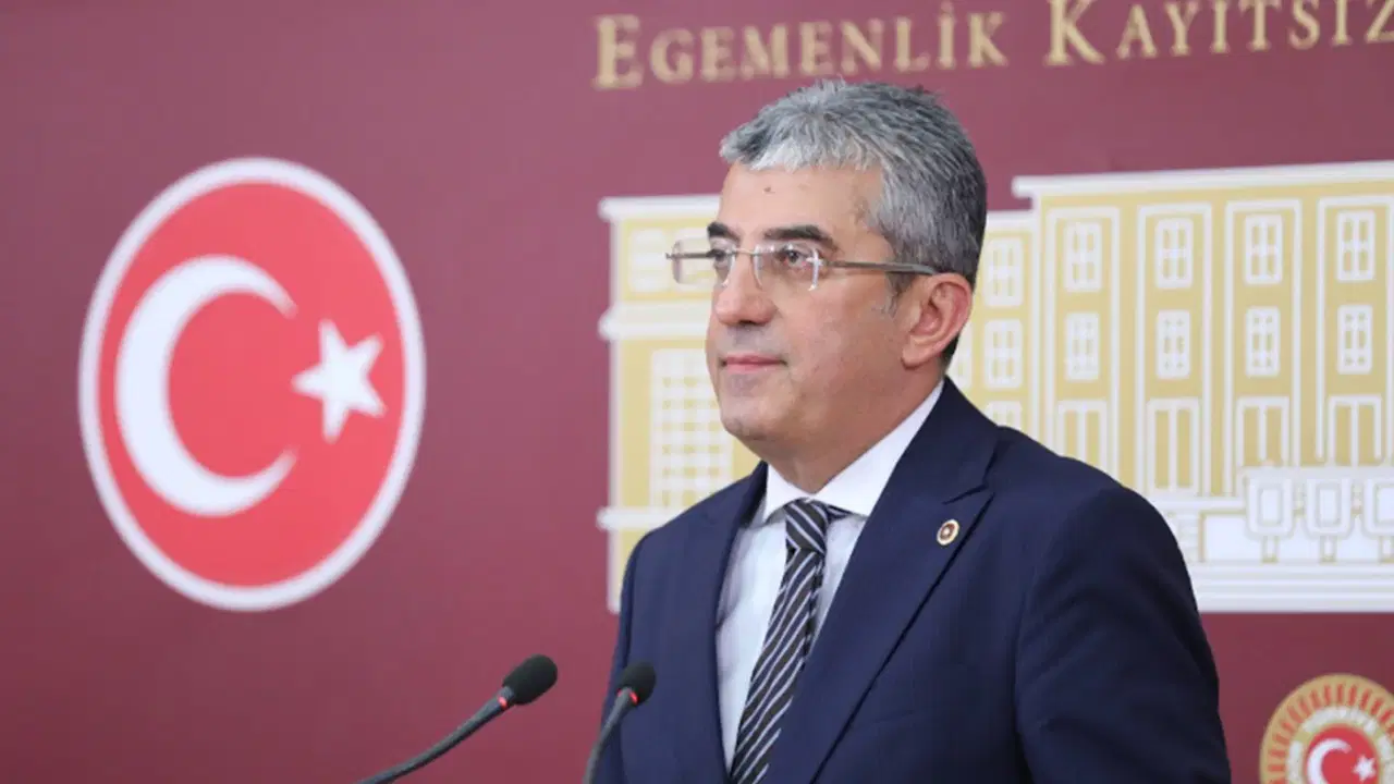 CHP'li Günaydın'dan 12. Yargı Paketi eleştirisi: 'Meclisi iş olsun diye çalıştırmaktan vazgeçin'