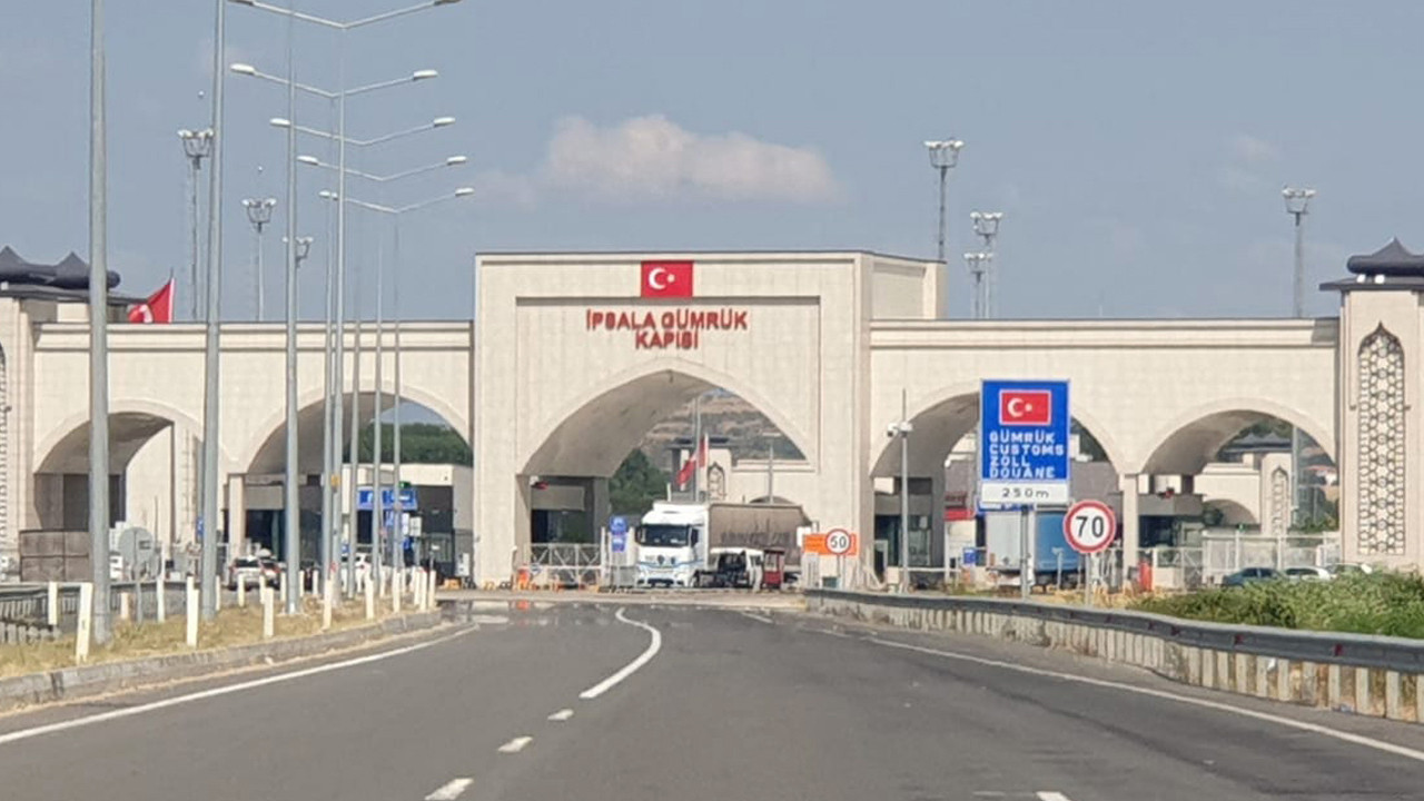Pazarkule ve İpsala'da araç geçişleri neden durduruldu?