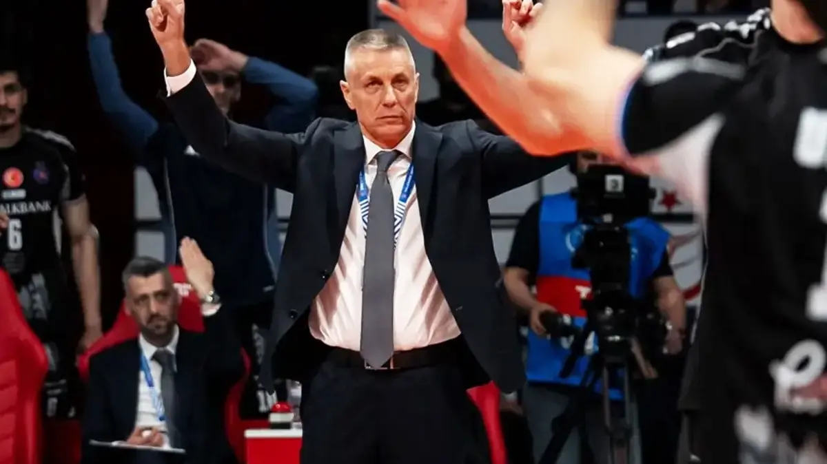 Halkbank'ta başantrenör Stoytchev ile sözleşme yenilendi