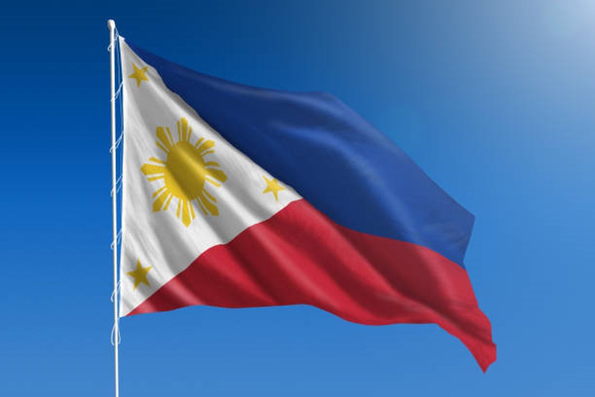Filipinler'de liseye düzenlenen silahlı saldırıda 3 öğrenci hayatını kaybetti