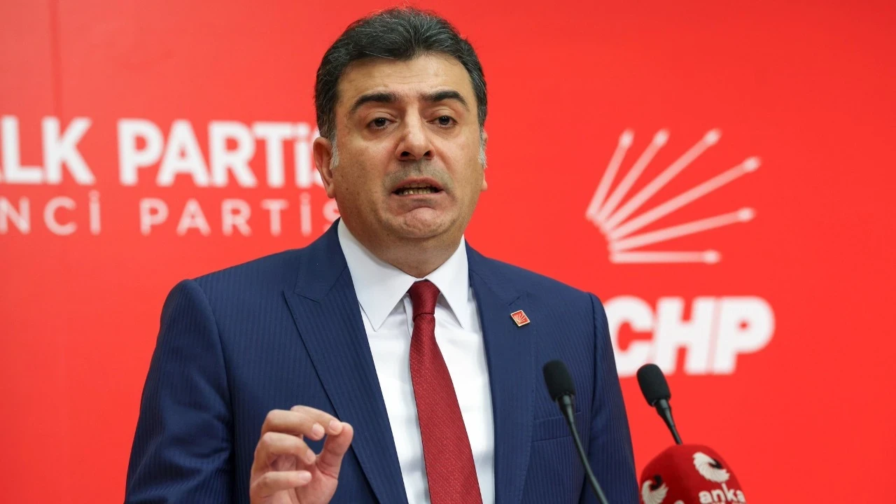 CHP'de PM krizi: Kurultayın toplanmaması suçtur