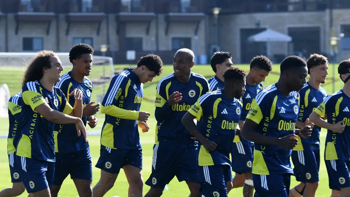 Fenerbahçe'de Topuk Yaylası'nda günün antrenmanı tamamlandı