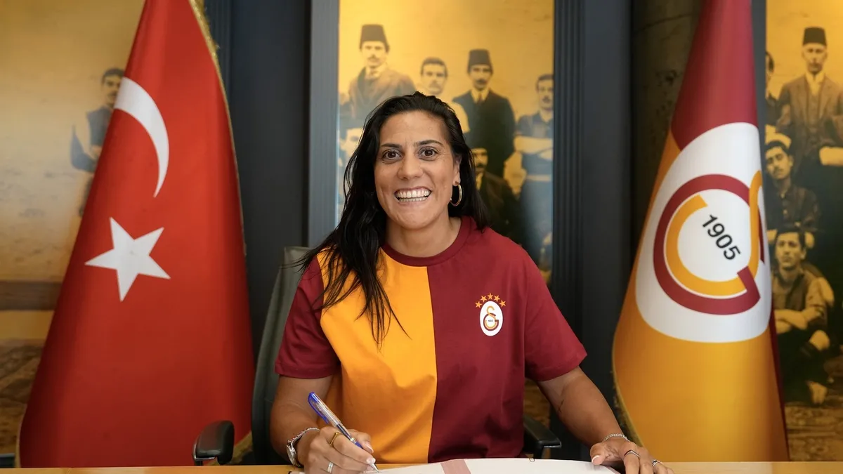 Galatasaray Kadın Futbol Takımı'ndan dikkat çeken transfer