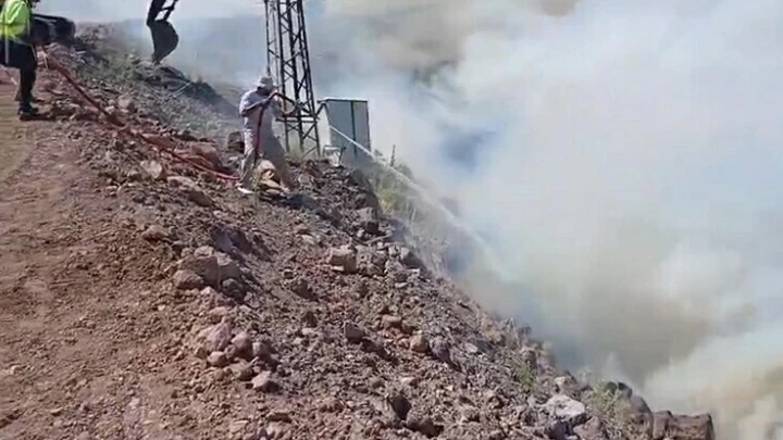 Çanakkale'de makilikte yangın! Ekipler müdahale ediyor