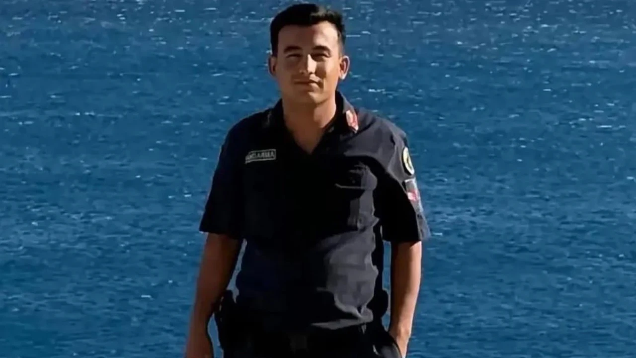 Kalp krizi sonucu yaşamını yitiren uzman çavuş son yolculuğuna uğurlandı