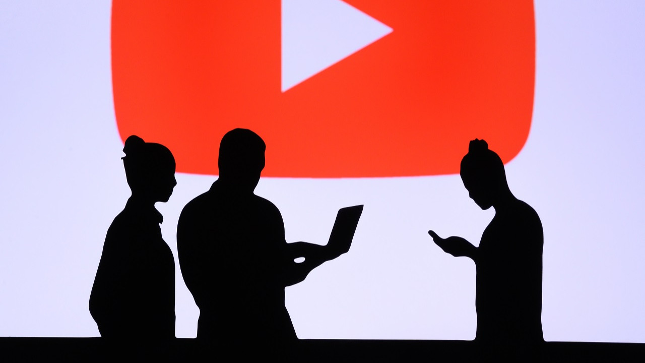YouTube, DM özelliğini geri getiriyor