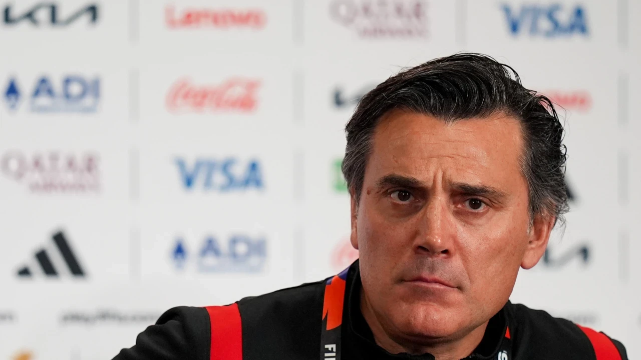Montella'dan flaş karar! Avustralya yenilgisi sonrası 2 yıldıza kesik