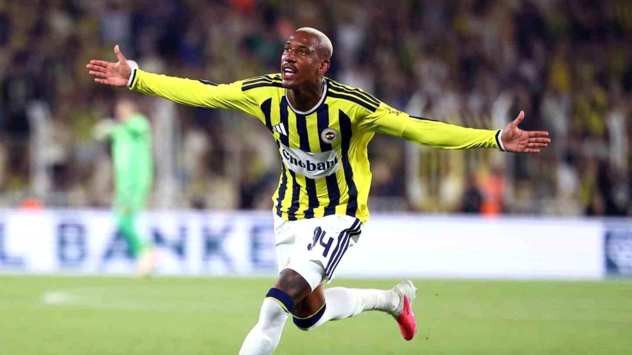 Fenerbahçe’de sezonun ilk golü Talisca’dan