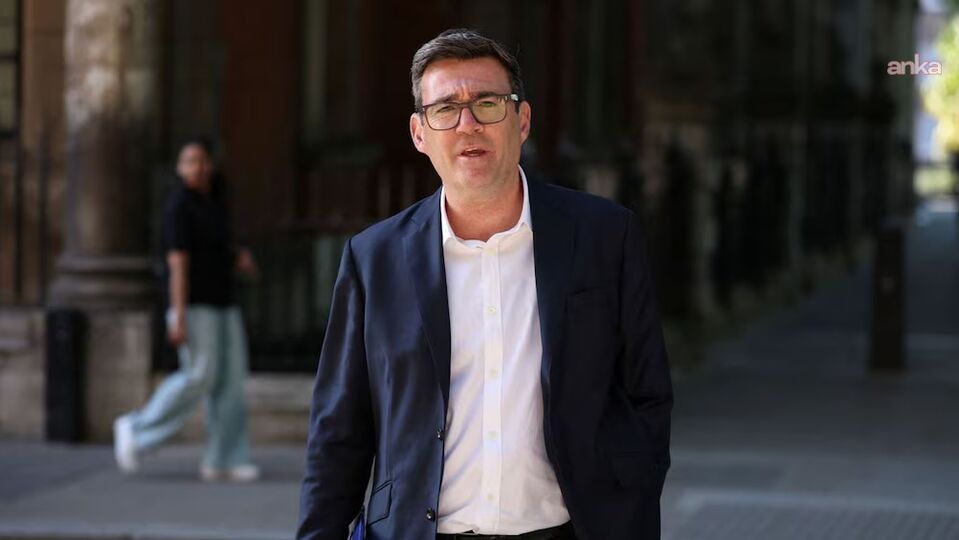 Andy Burnham: Birleşik Krallık'ın yeni Başbakanı'ndan neler beklenmeli?