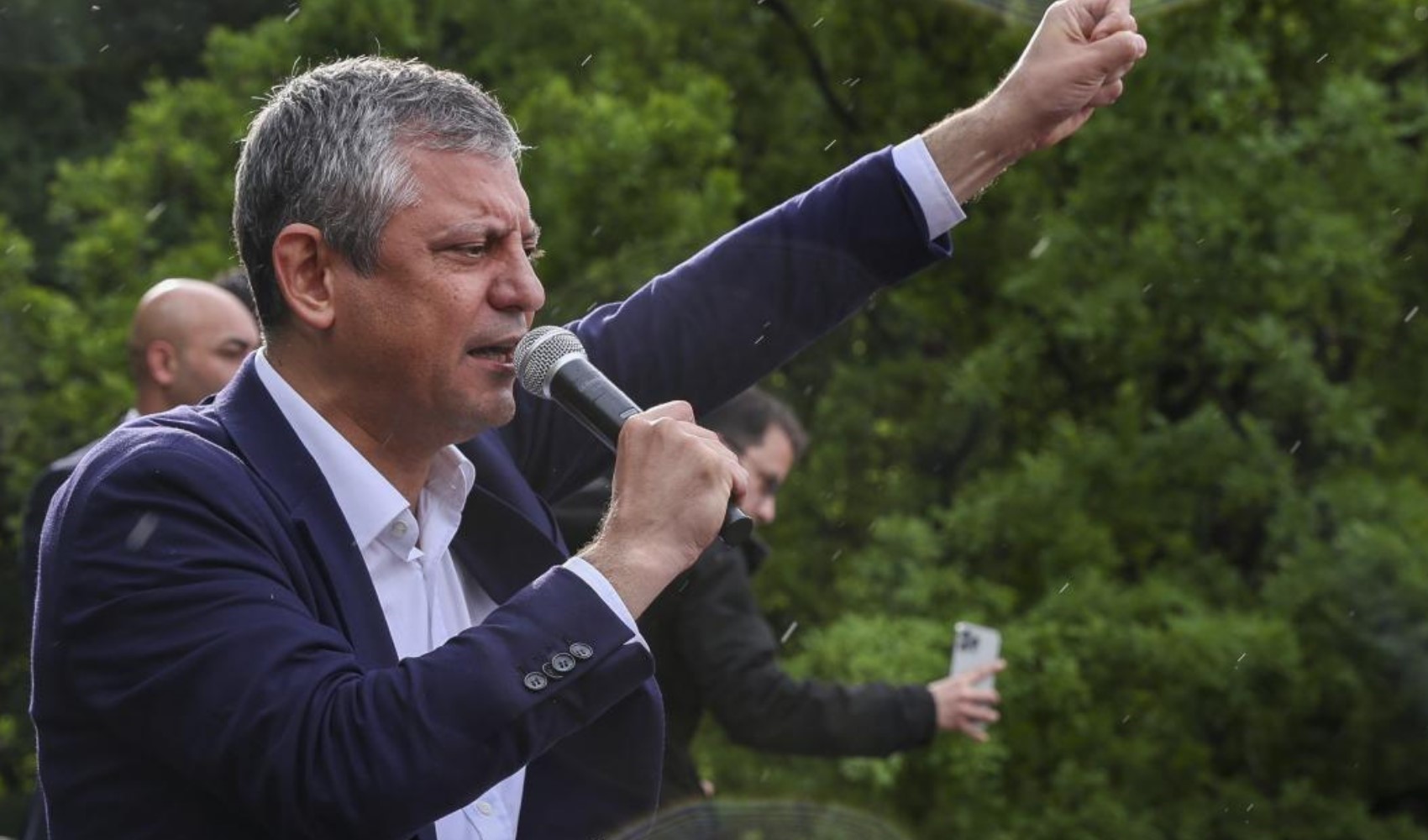 Özgür Özel'den 'Yeni bir rota çizeceğiz' çıkışı