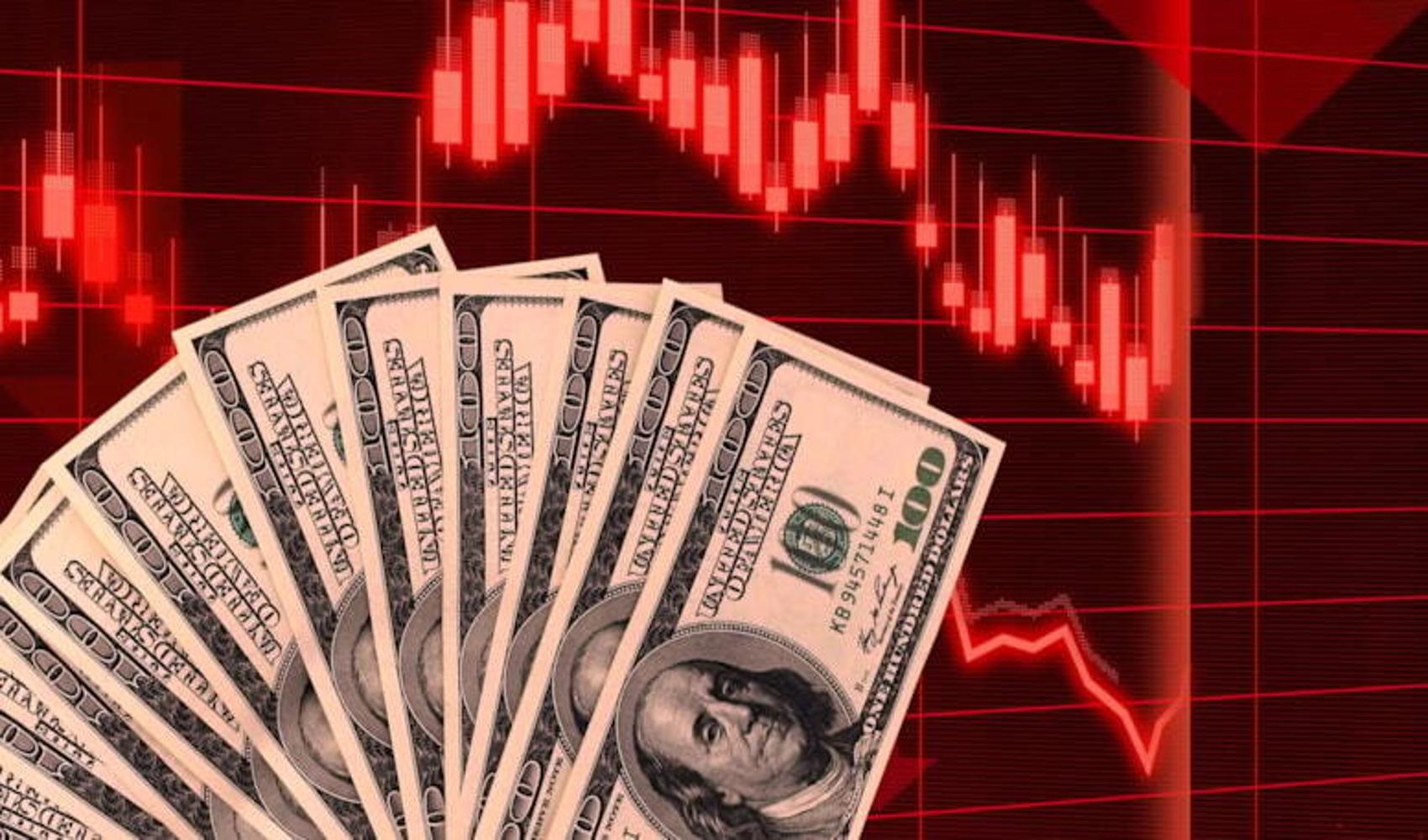 Altın fiyatlarındaki gerileme tüketimi yavaşlattı: Hanehalkında 155 milyar dolarlık servet kaybı etkisi