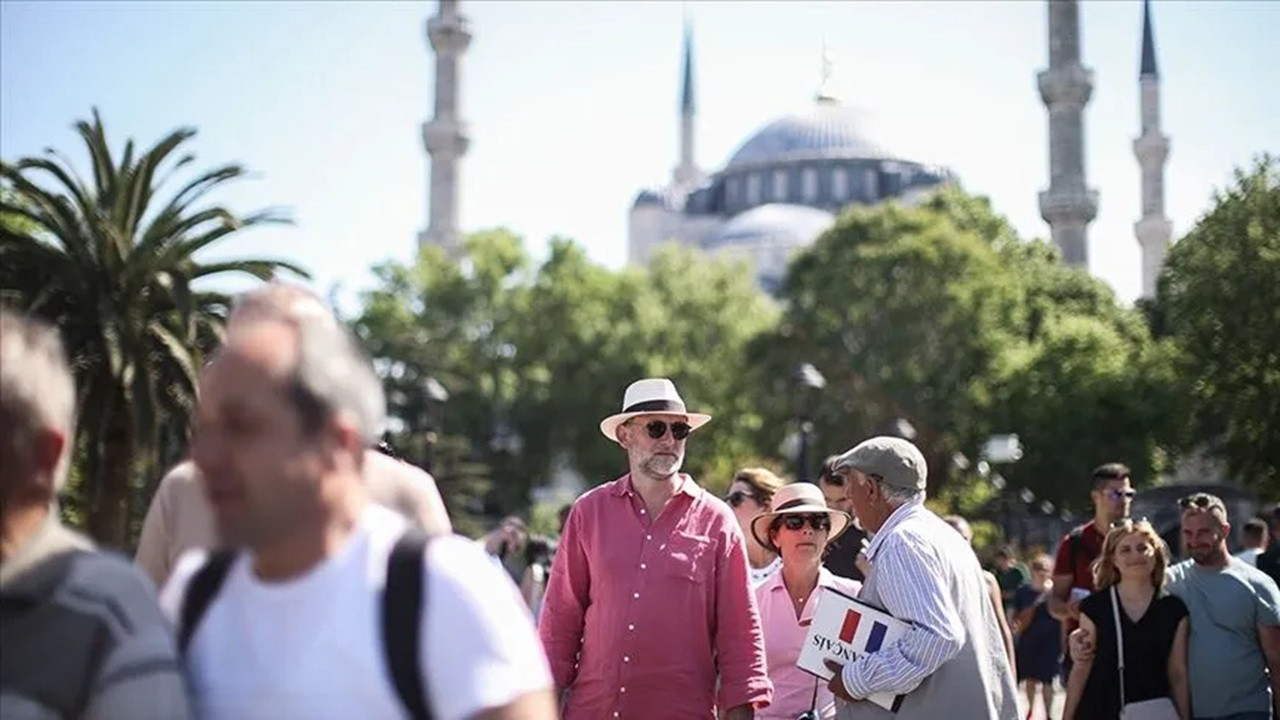 Yabancı turistler Türkiye’deki fiyatlara şaşırıyor