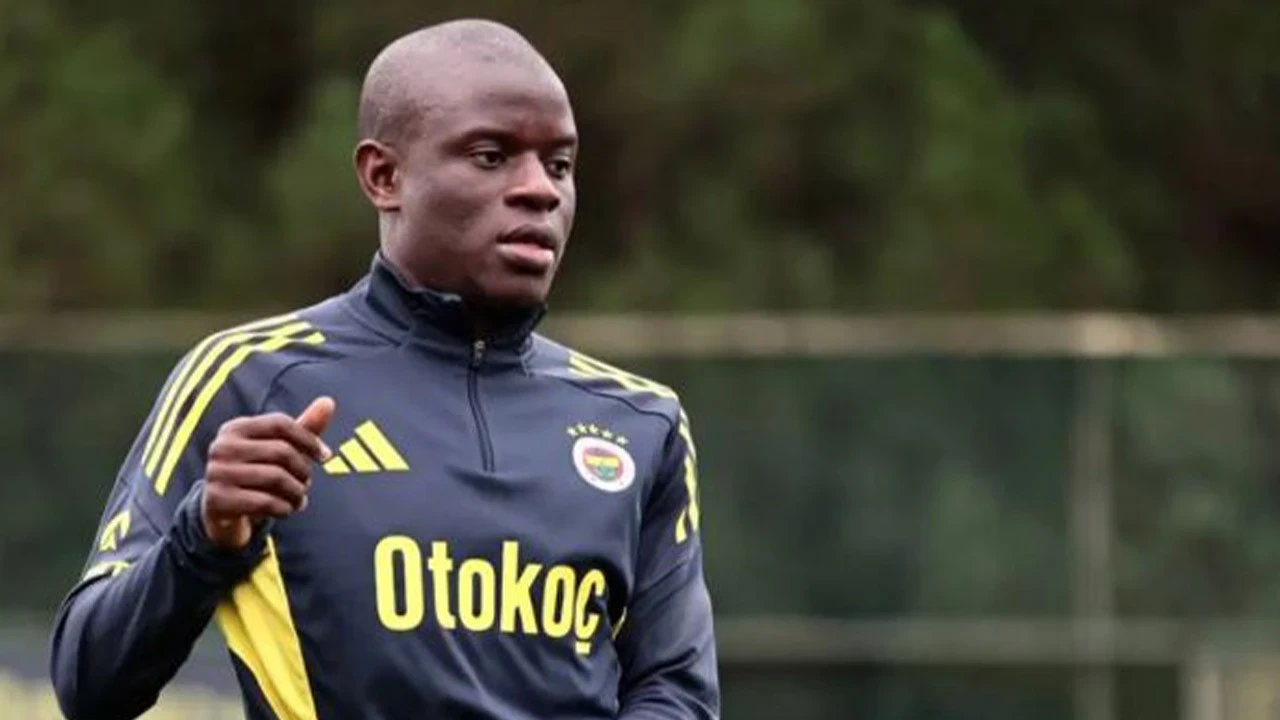 Fenerbahçe'de Kante'ye sürpriz teklif! Yıllık 13 milyon 750 bin euro alıyordu