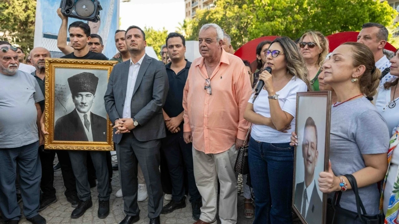 İzmir'de 11 ilçe CHP'den ayrıldı